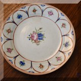 P04. Porcelain plate. 